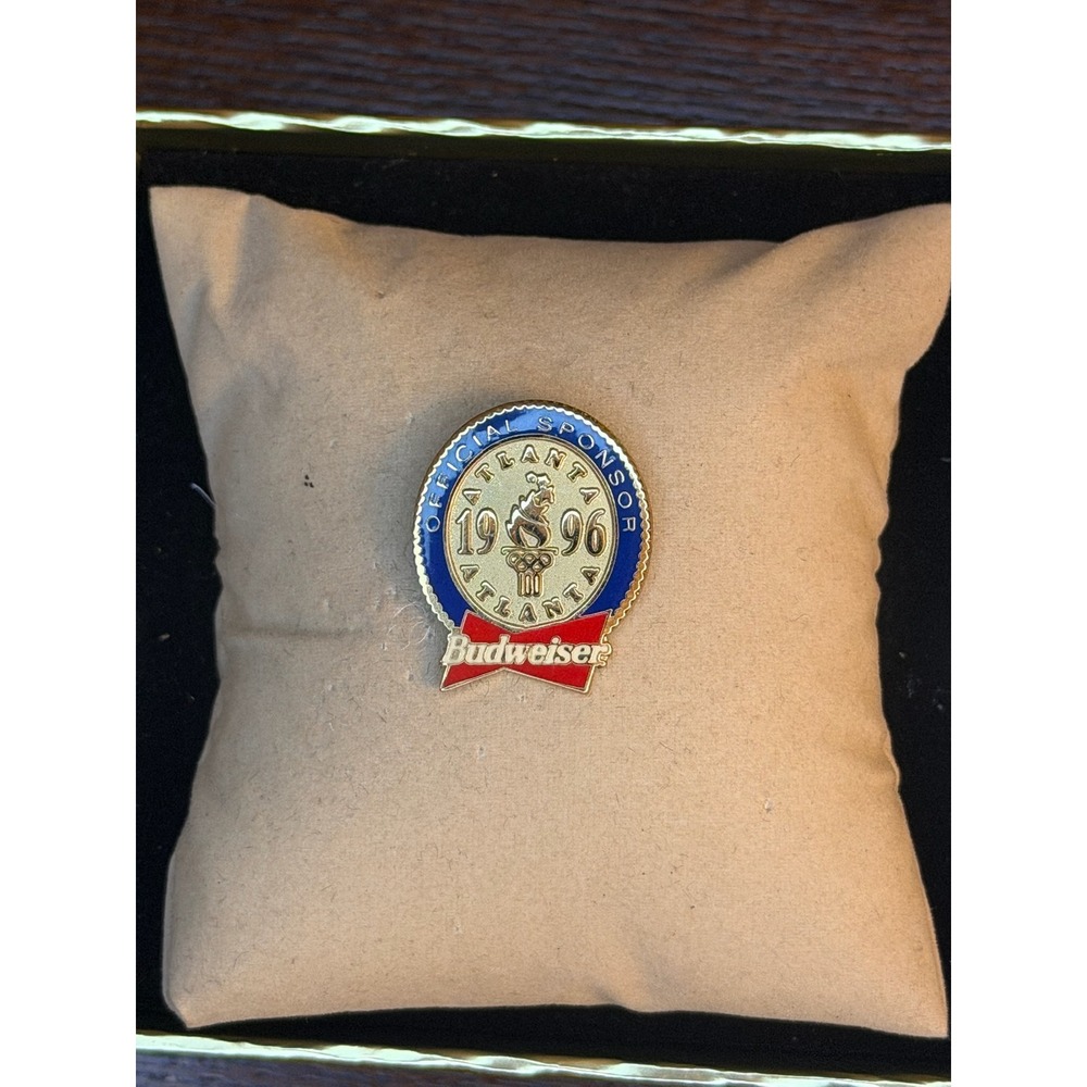 Vintage 1996 Atlanta Olympic Budweiser Official Sponsor Lapel Pin Gold Blue